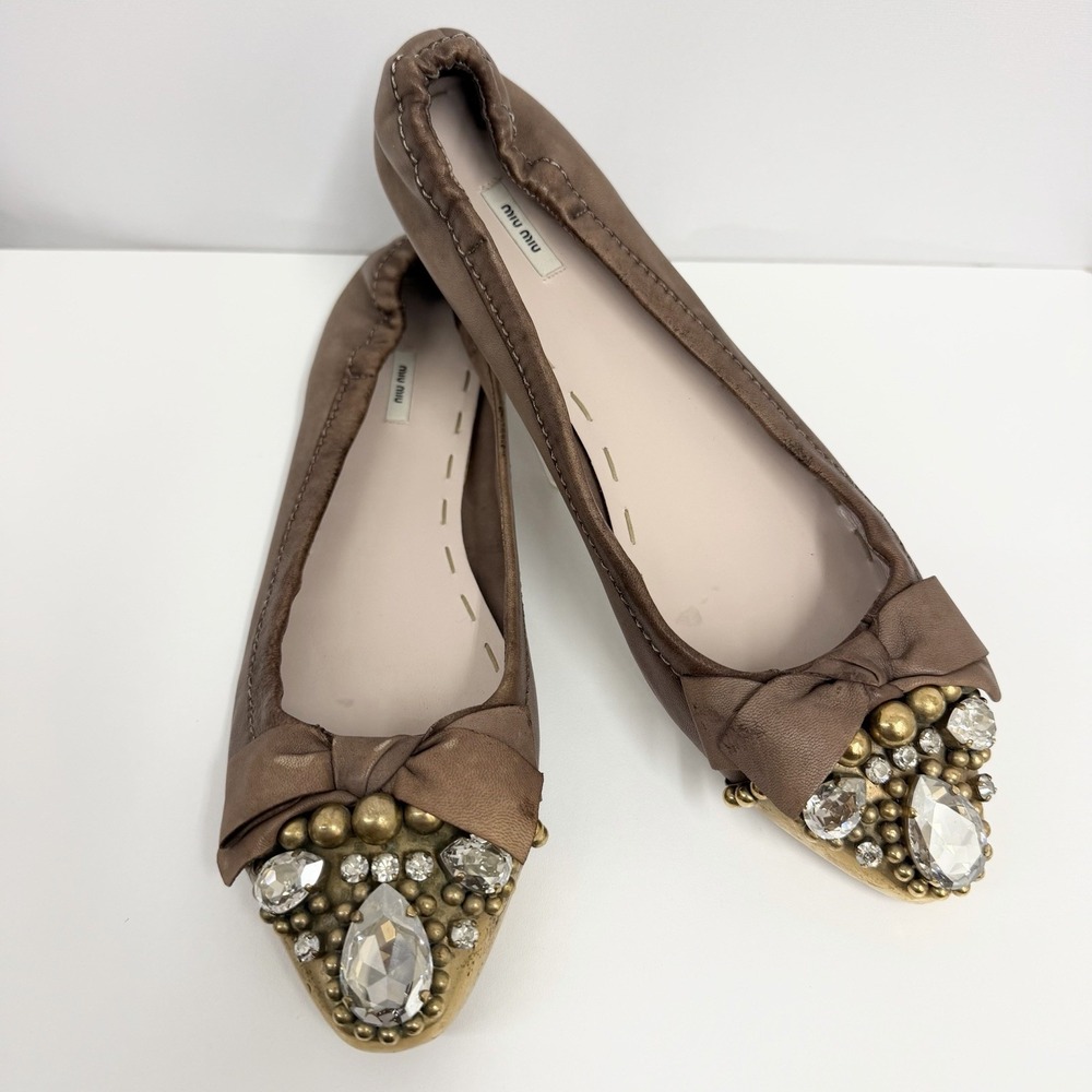 Miu Miu Distressed Leather Crystals Caviar Beads Bow Ballerina Shoes Brown 40